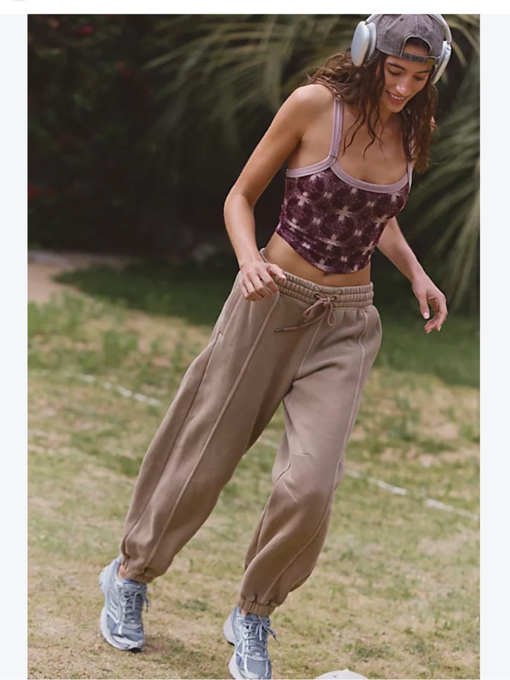 Free People Movement Sprint To Finish Jogger Pants in Hickory - M